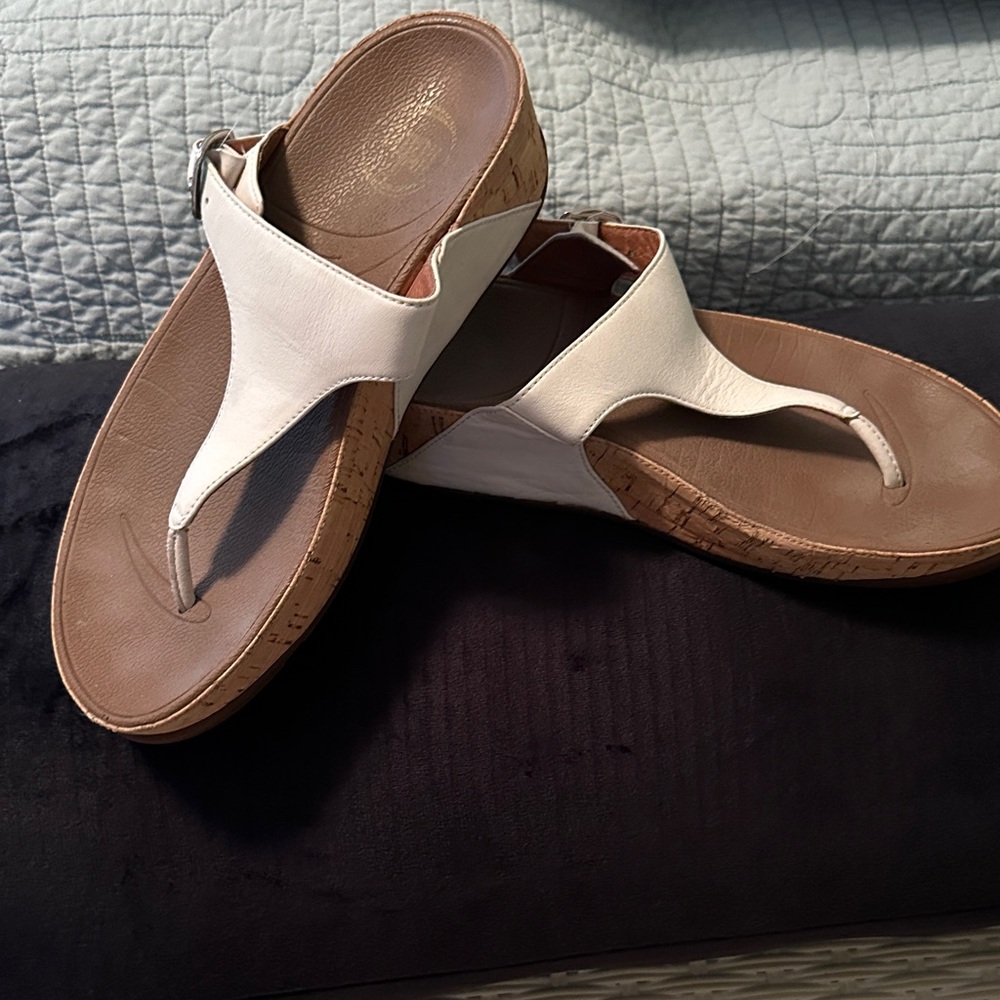 FitFlip White Leather Sandals, Sz 7, EUC